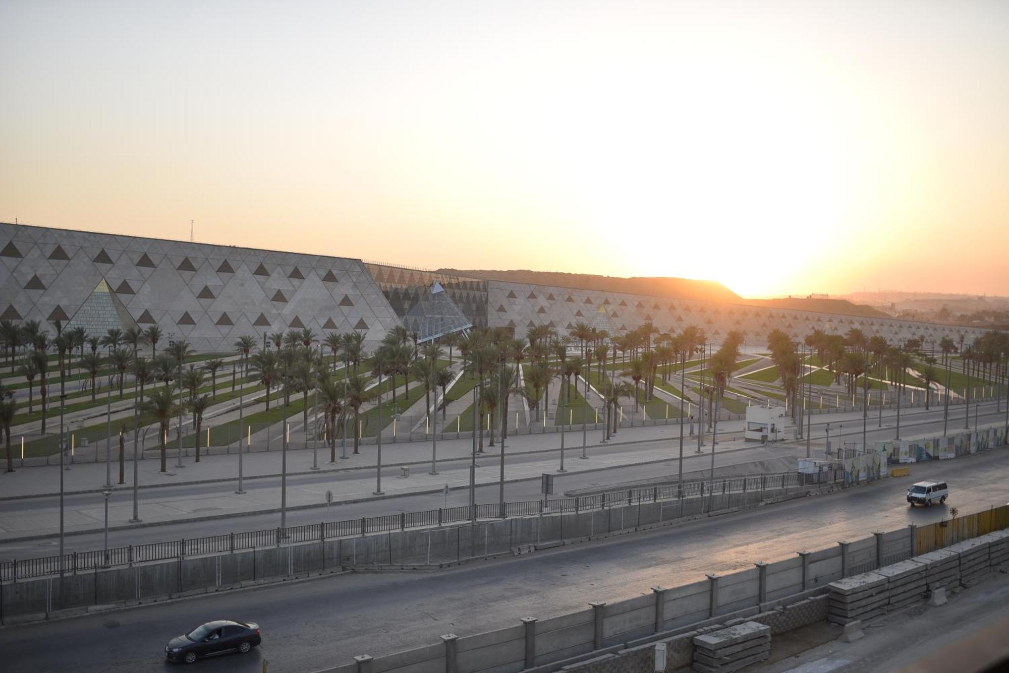 Royal Great Pyramid Inn Kafr Ghatati Екстер'єр фото
