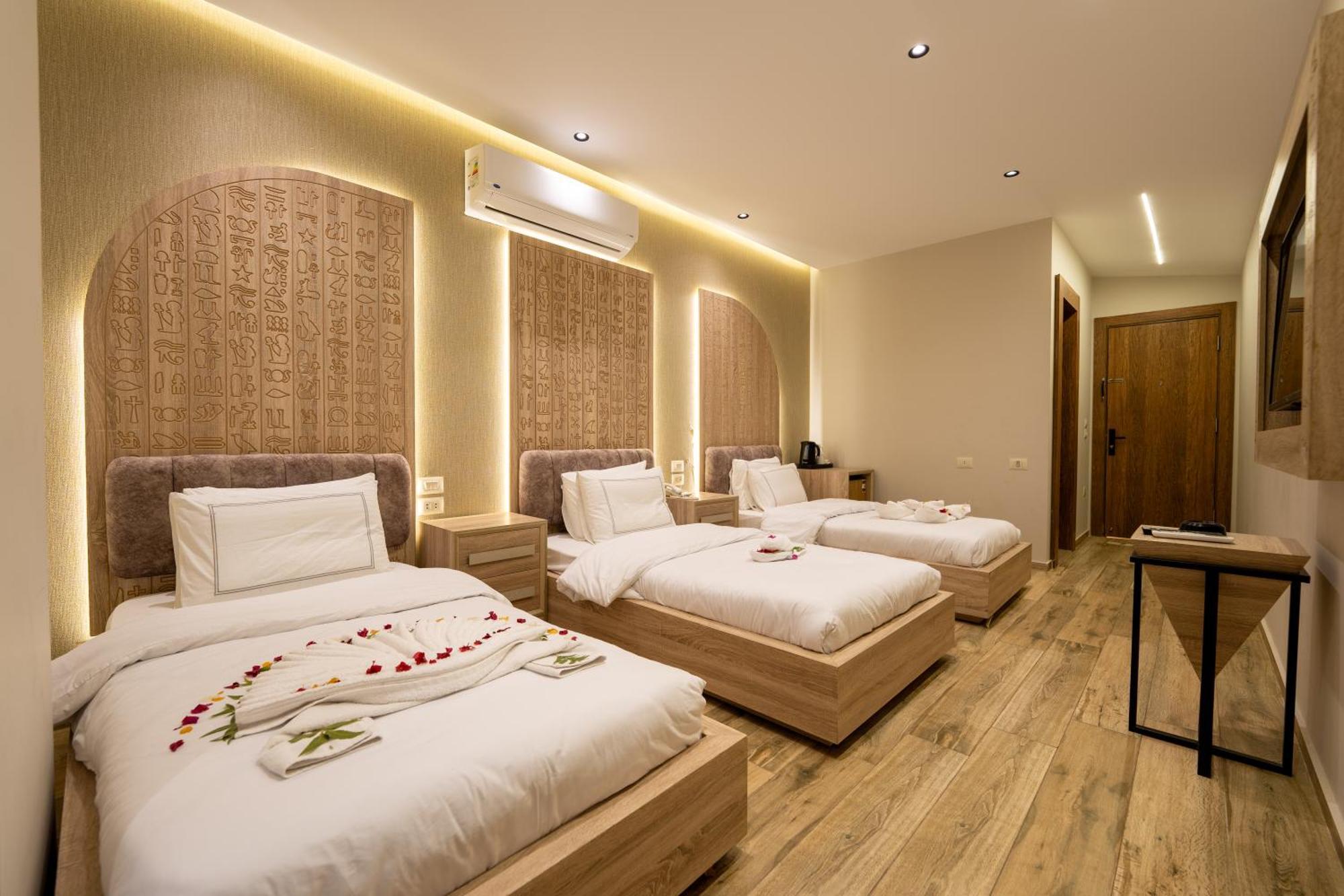 Royal Great Pyramid Inn Kafr Ghatati Екстер'єр фото