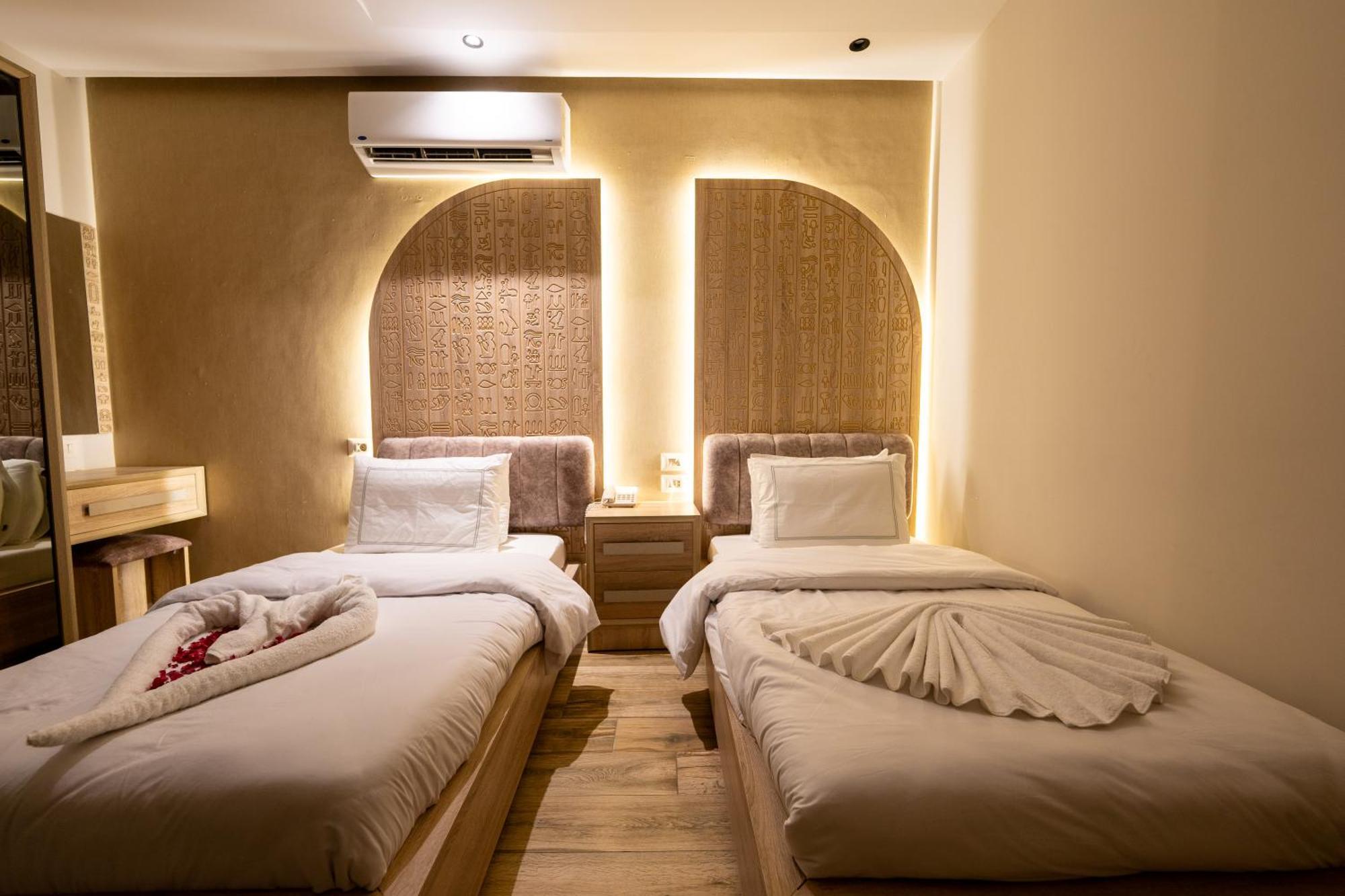 Royal Great Pyramid Inn Kafr Ghatati Екстер'єр фото