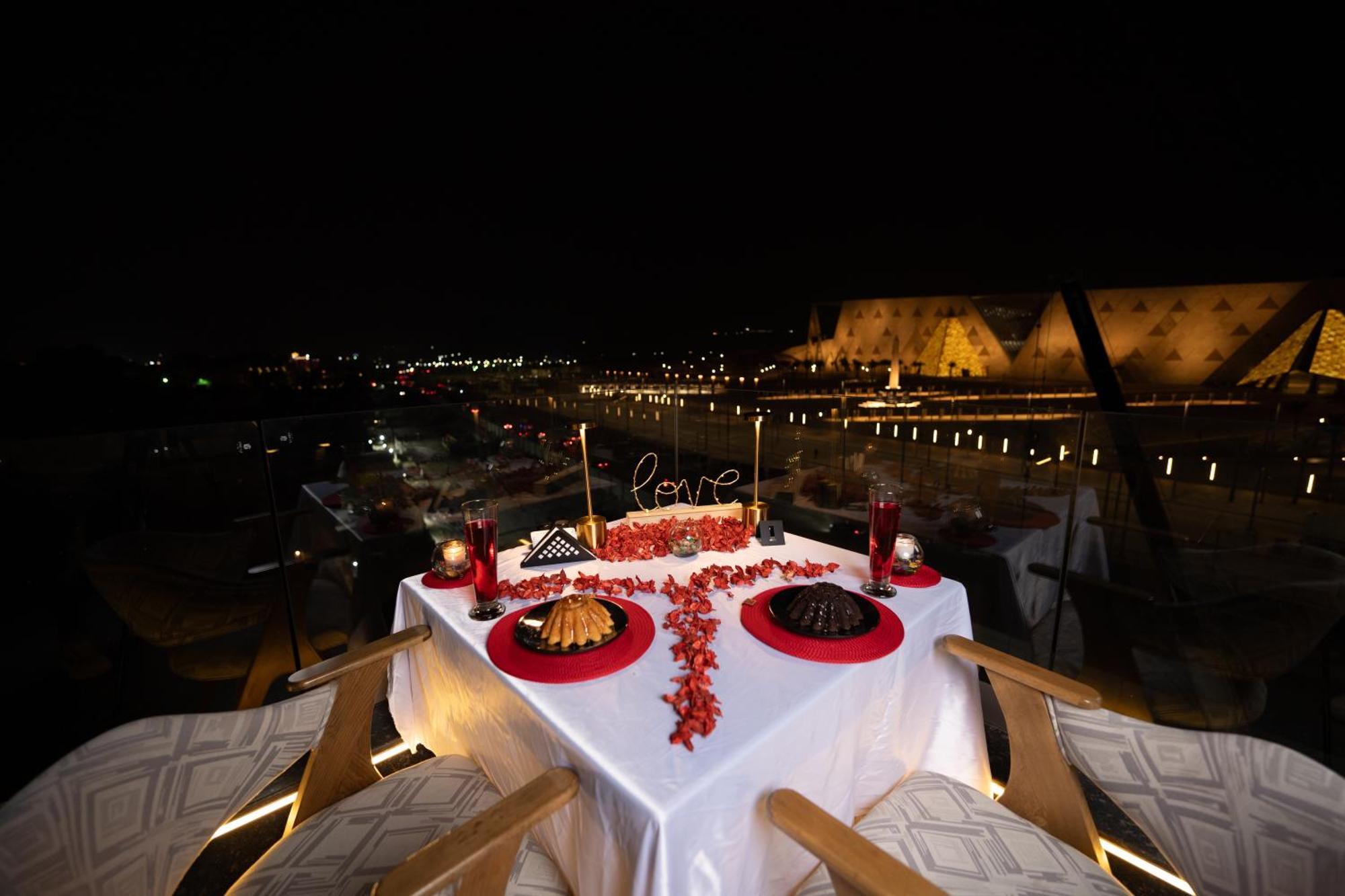 Royal Great Pyramid Inn Kafr Ghatati Екстер'єр фото
