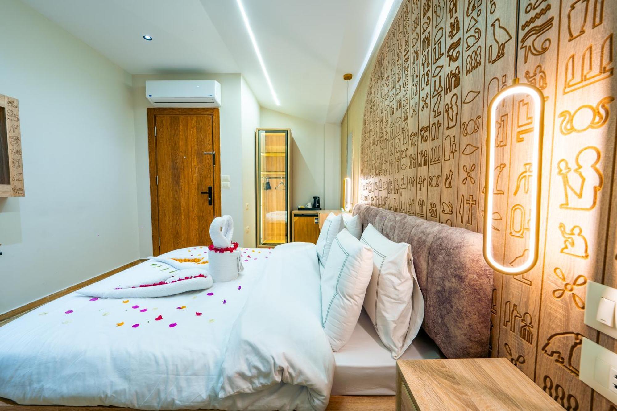 Royal Great Pyramid Inn Kafr Ghatati Екстер'єр фото